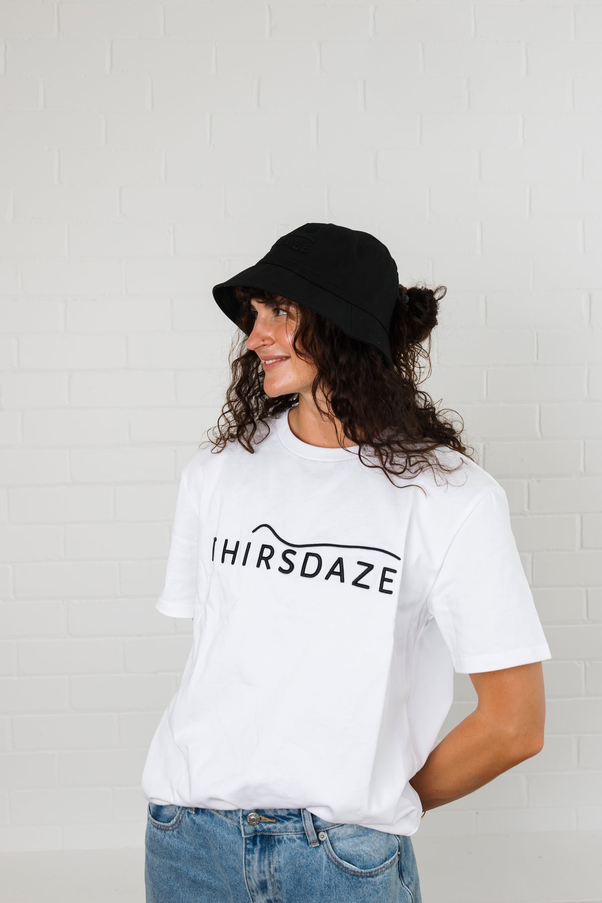 Hylani by Thirsdaze Ponytail bucket hat Black