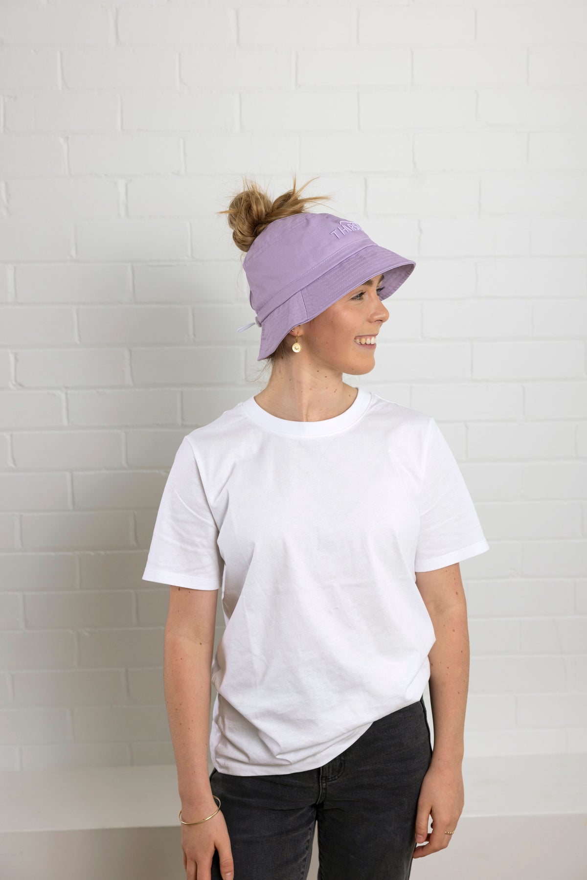 Hylani Ponytail Bucket Hat