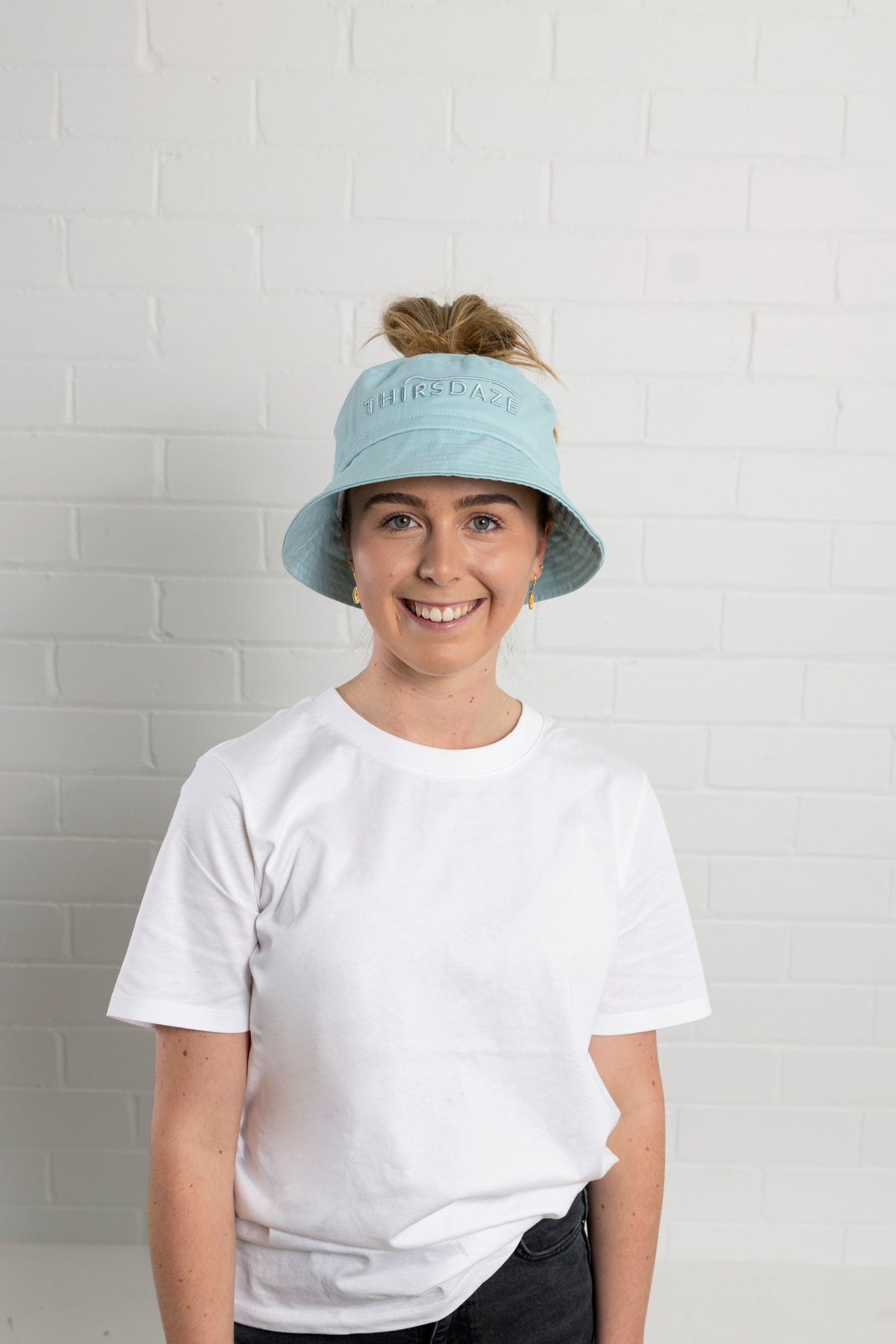 Hylani Ponytail Bucket Hat