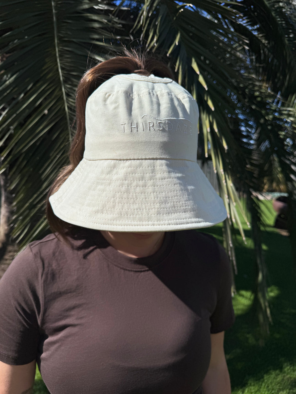 Hylani Wide Brim Ponytail Hat (Relaxed Fit)