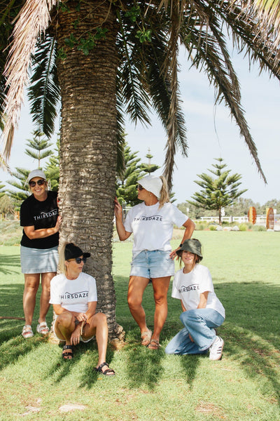 Thirsdaze T-shirt 100% cotton black or white